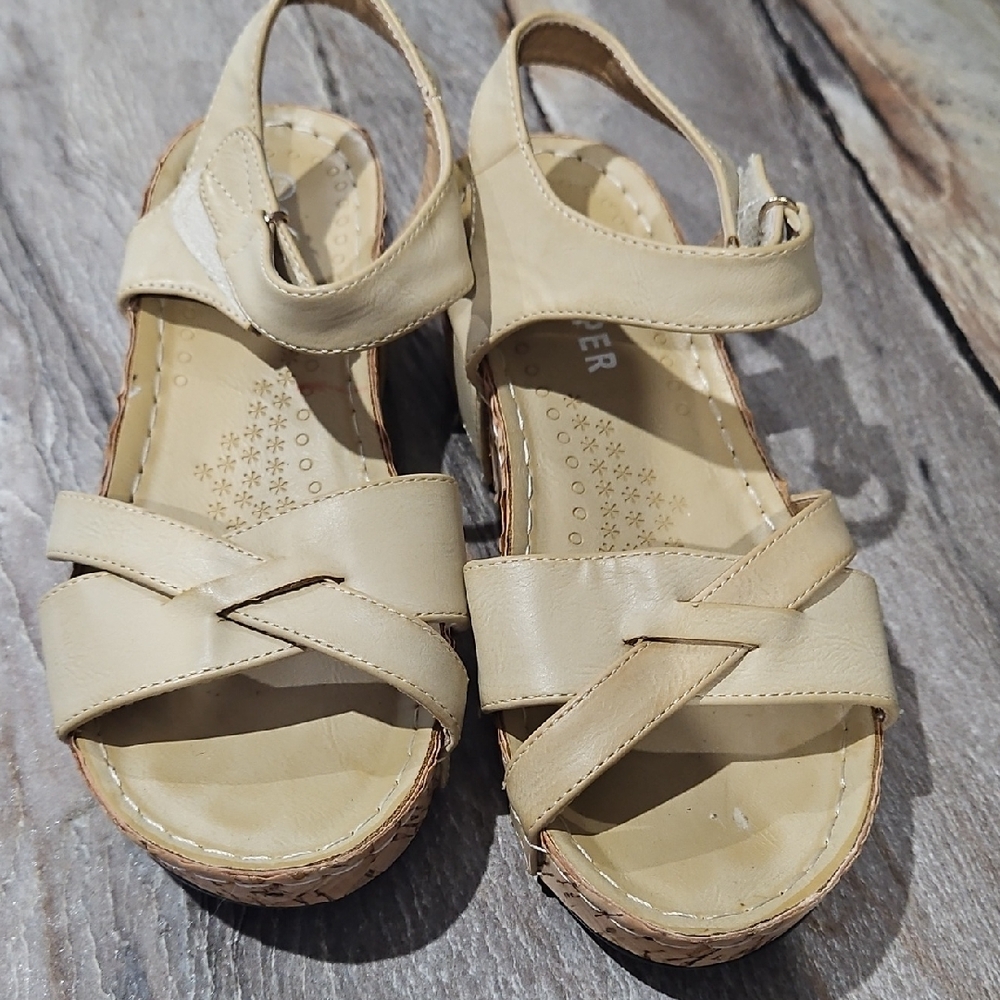 Champer Sandals 37 Color Cream With cork sole